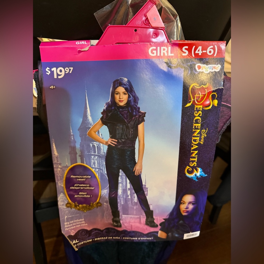 Mal Descendants costume (small)